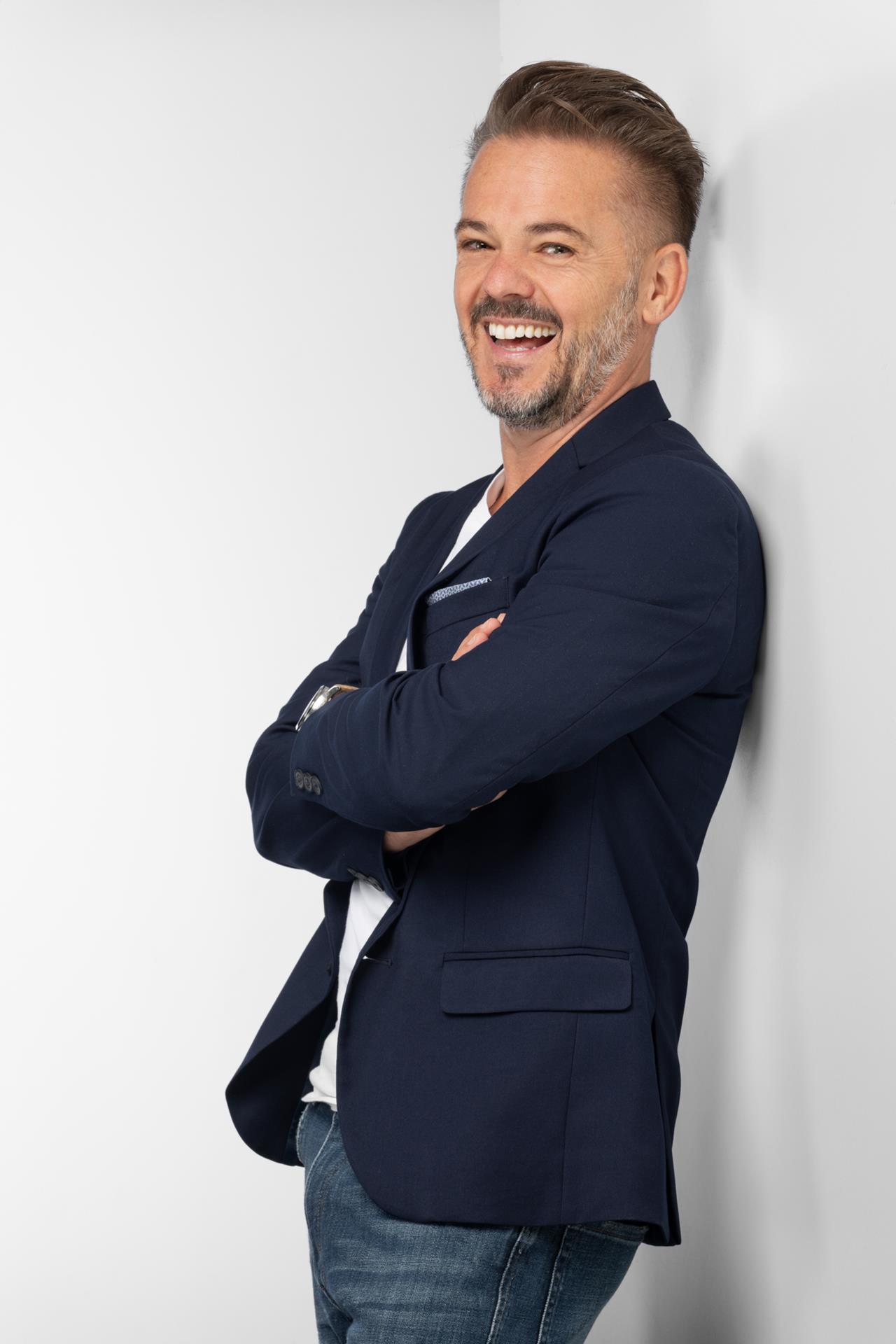 Stefan Verra - Erkannt bevor’s kracht